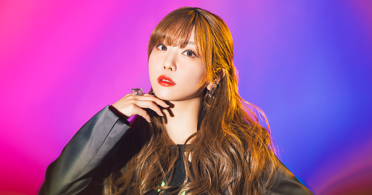 愛美 NEW ALBUM「LIVE IT NOW」特設サイト